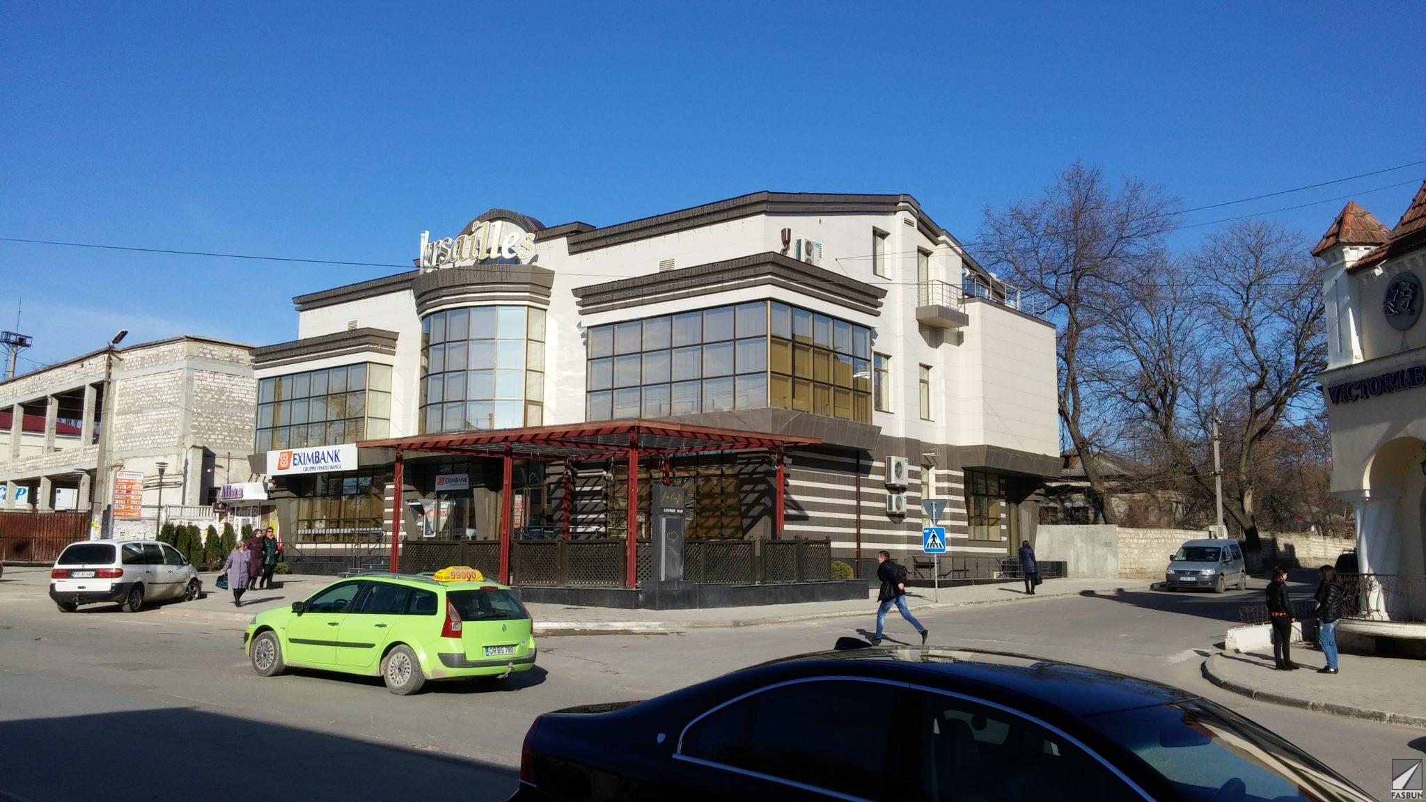 Коммерческий центр в городе Оргеев