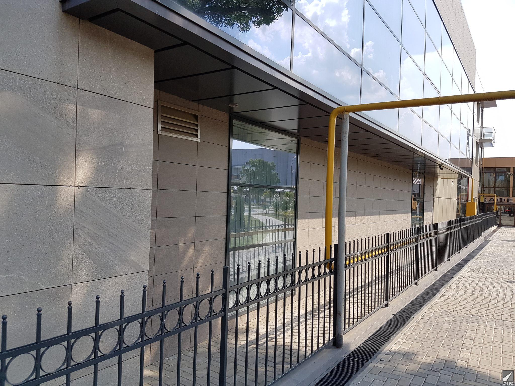 Коммерческий центр в городе Камрат